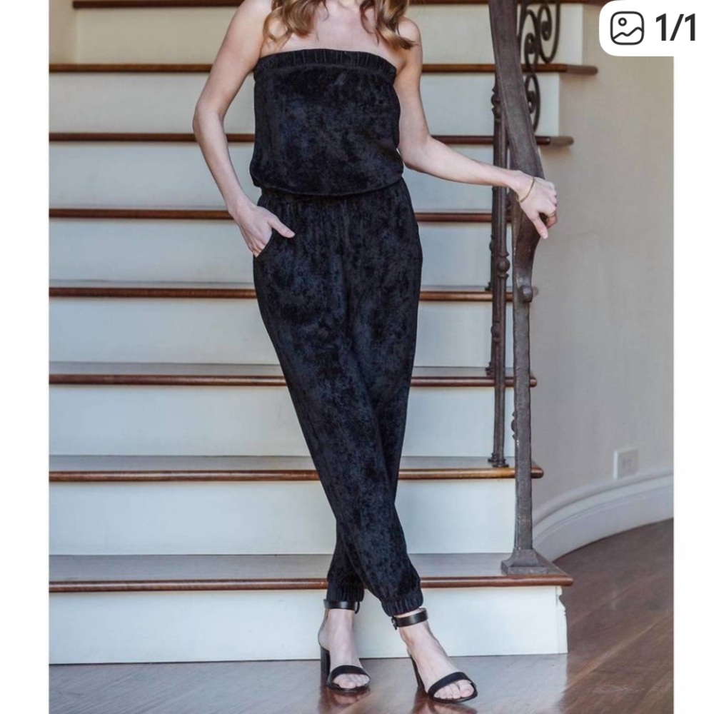 NWT Red Haute Black Strapless Jumper XS